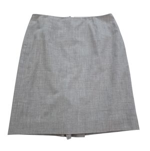 Elegant Gray Women's Skirt Banana Republic Size 4 Cream